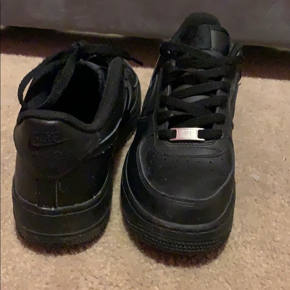 Black airforce ones - Picture 2 of 2